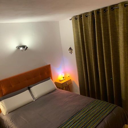 Pila & Bed Montpellier Centre Corum Comedie - Chambre Calme Climatisee - Quiet Air-Conditioned Room Exteriör bild